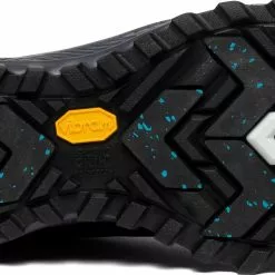 Saucony Men's Peregrine ICE+ (2 - Black/Blue) -Balega Shop S20541 2 4 2298x931