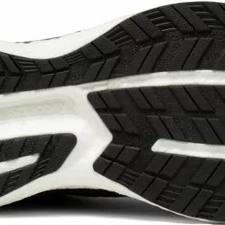 Saucony Men's Triumph 19 (10 - Black/White) -Balega Shop S20678 10 4 3204x1272 scaled